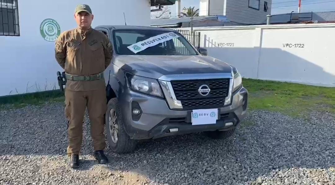 Detienen a dos sujetos y recuperan camioneta sustraída en violento…