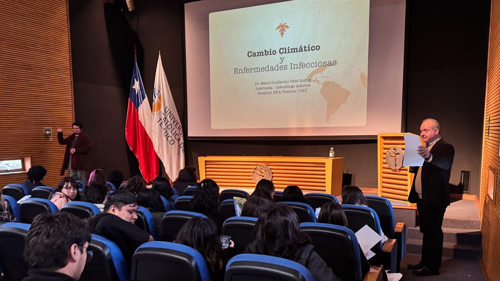 UCT IMPULSA TRABAJO COLABORATIVO ENTRE MEDICINA, VETERINARIA Y…