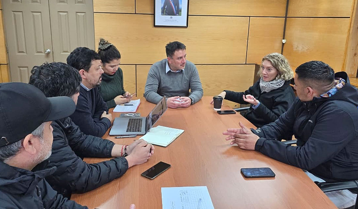 Comprometen gestiones para plan de ordenamiento vial destinado a…