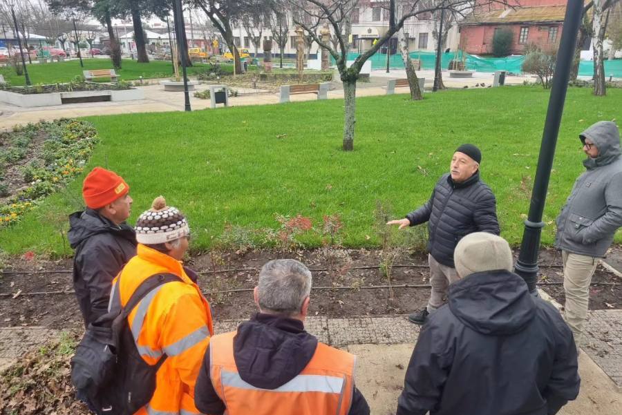 Conexiones eléctricas y de agua retrasan inauguración de la Plaza…