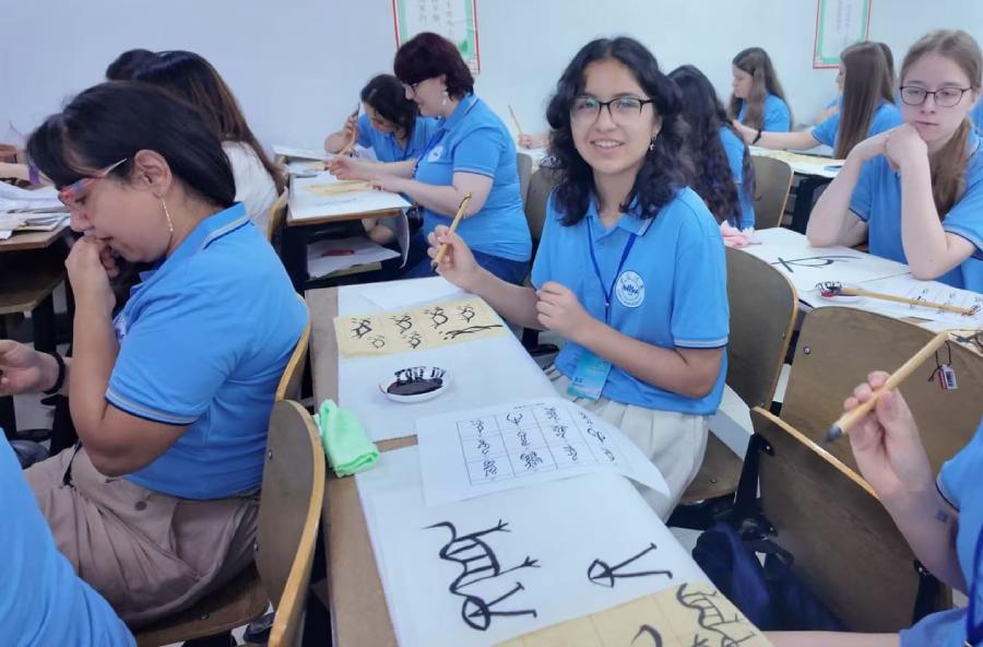 Estudiante del Liceo Puente Ñuble viajó a China para aprender idioma…