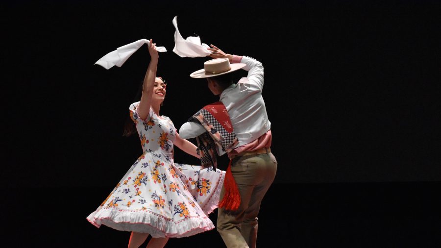 UNIVERSIDAD DE LA FRONTERA ABRE CONVOCATORIA PARA TALLERES DE CUECA…