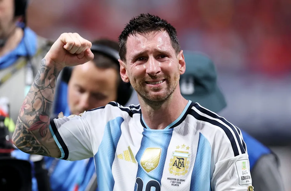 Lionel Messi anuncia por segunda vez su retiro de la Selección de…