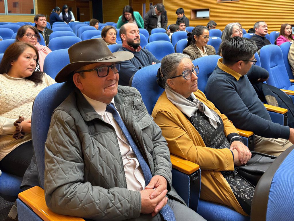 22 PROFESIONALES CULMINAN DIPLOMADO EN PRODUCCIÓN APÍCOLA…