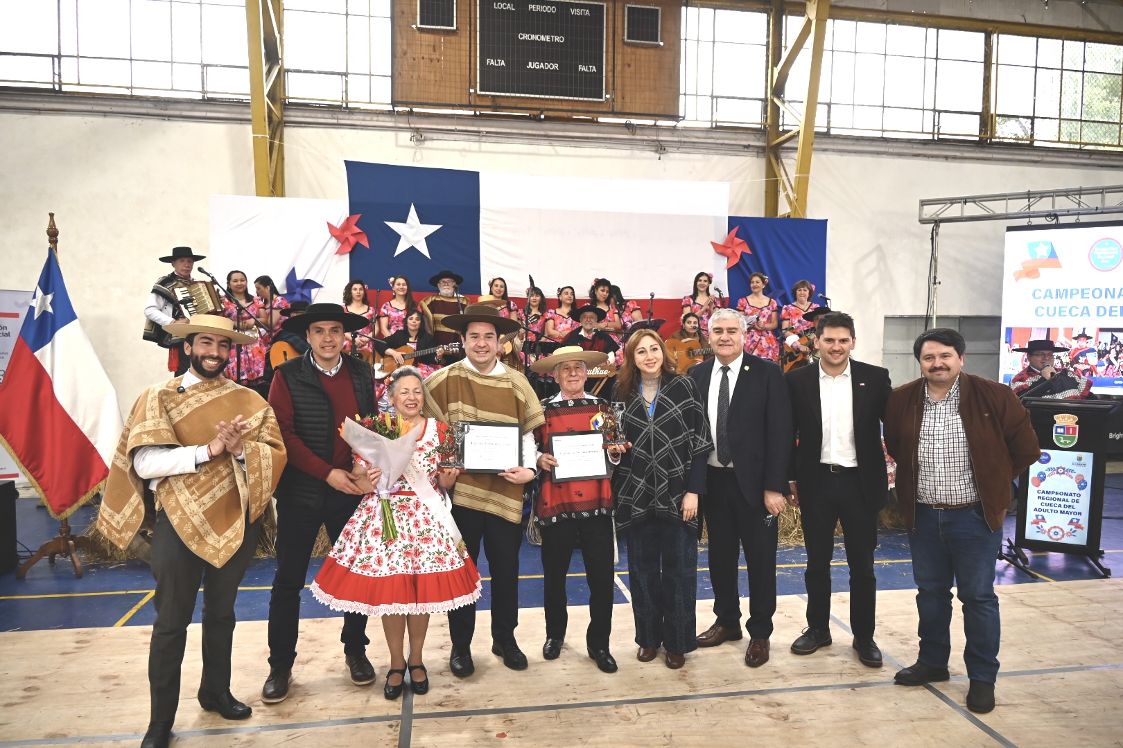 Pareja de cueca de personas mayores de Bulnes resulta campeona del…