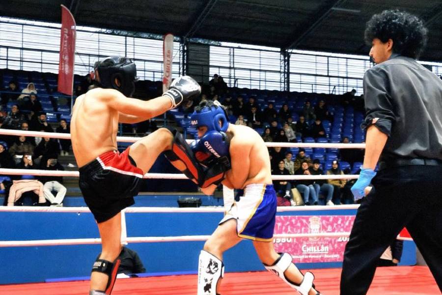 Vuelve la pasión del boxeo y el kick boxing a la Casa del Deporte