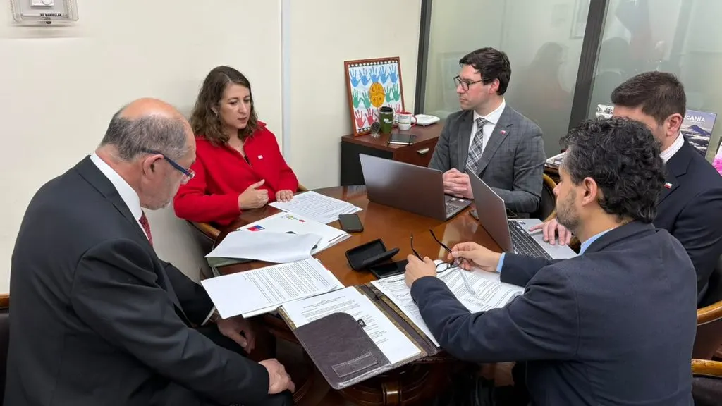 GOBIERNO CONSTITUYE COMITÉ ECONÓMICO REGIONAL EN LA ARAUCANÍA PARA…