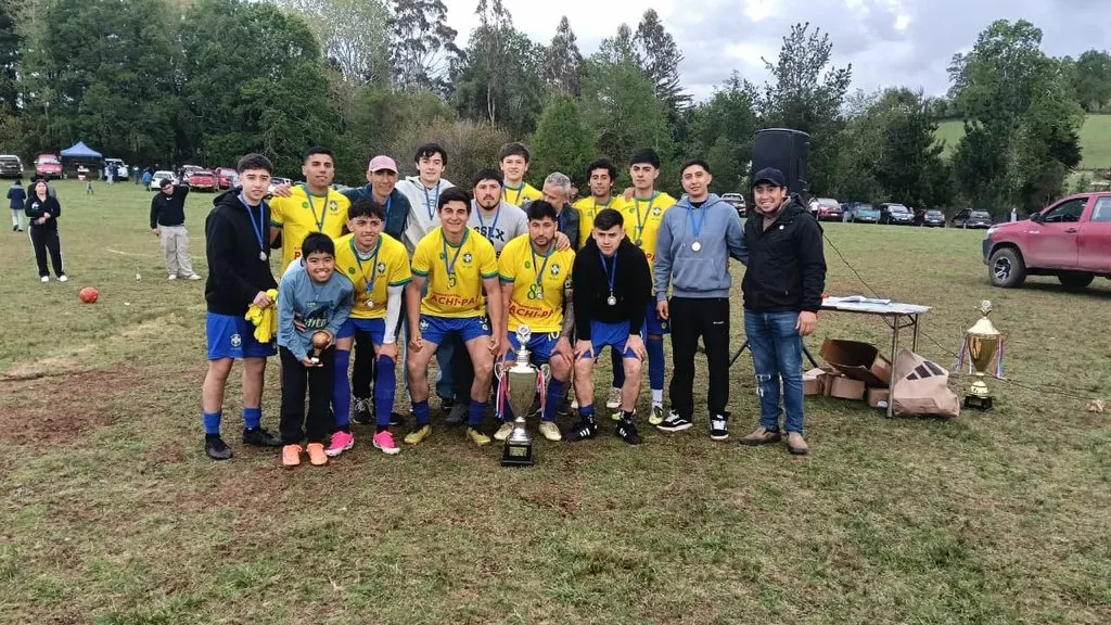 CLUB MAGALLANES SE CORONA CAMPEÓN DE LA LIGA POCOYÁN EN TOLTÉN