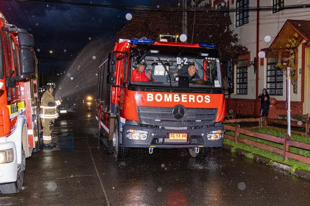 Lautaro incorpora nuevo carro multipropósito para fortalecer a Bomberos