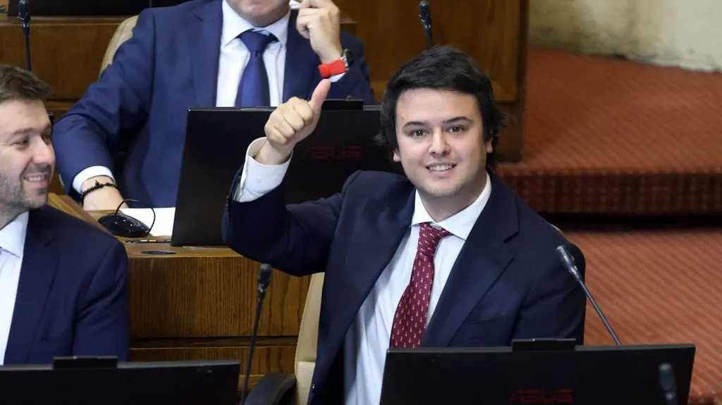 DIPUTADO CRETTON CELEBRA DESPACHO DE LAS REGLAS DE USO DE LA FUERZA…