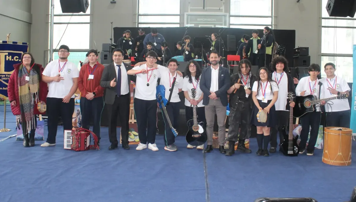 Cuarta Muestra de Arte Juvenil reunió a estudiantes de seis comunas…