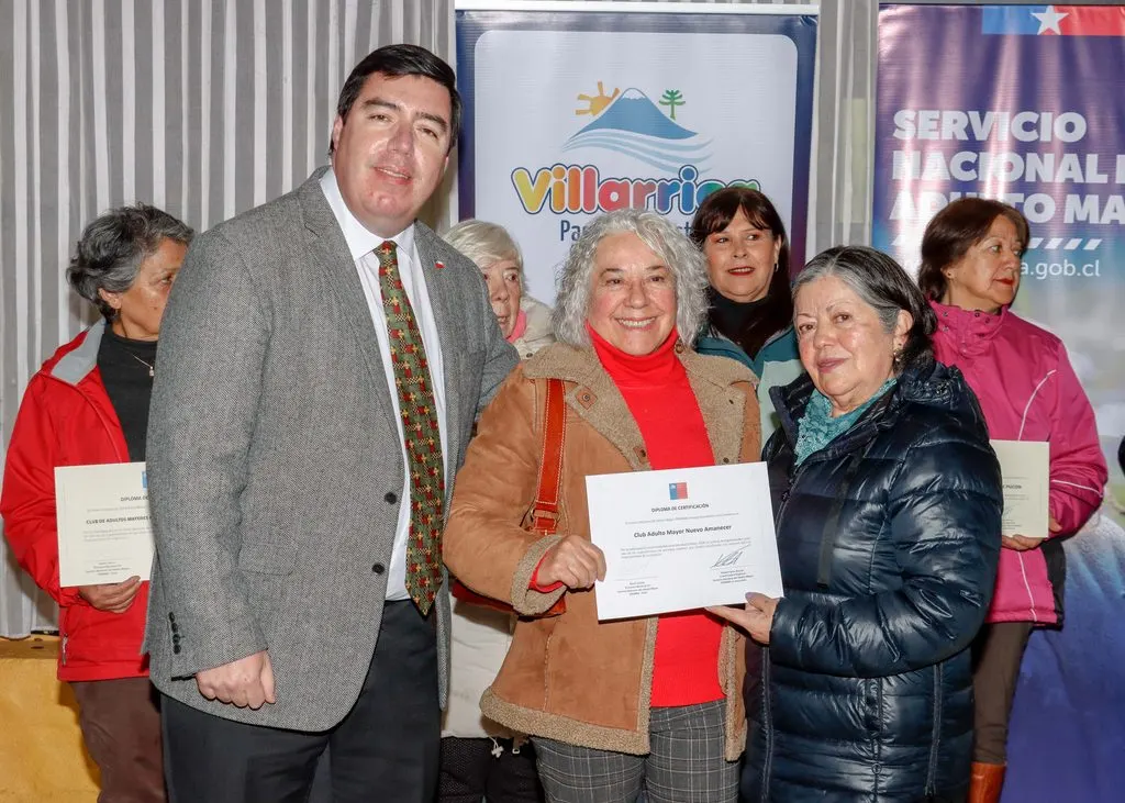 23 ORGANIZACIONES DE PERSONAS MAYORES DE VILLARRICA RECIBEN RECURSOS…