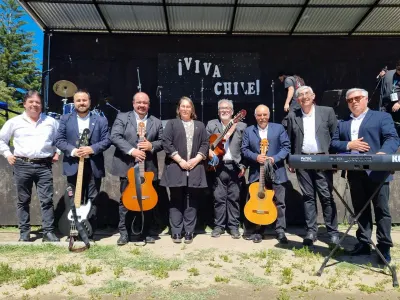 Recreos con música en vivo son la apuesta cultural para colegios en…